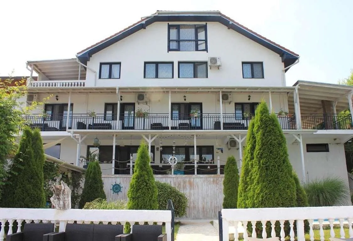 Vila Selina Eşelniţa