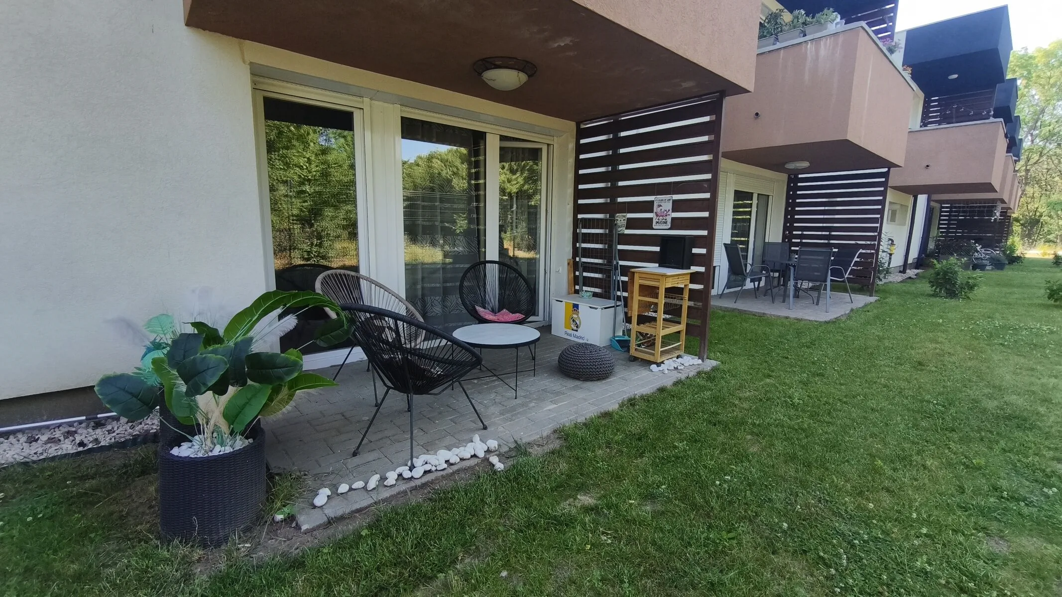Lari Apartman Gárdony