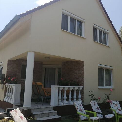 Rózsás Nyaralóház  Balatonmáriafürdő