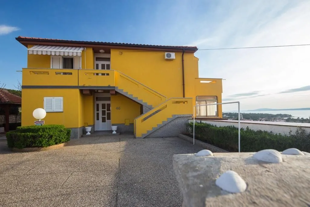 Apartments Menigo Manzoni Punat