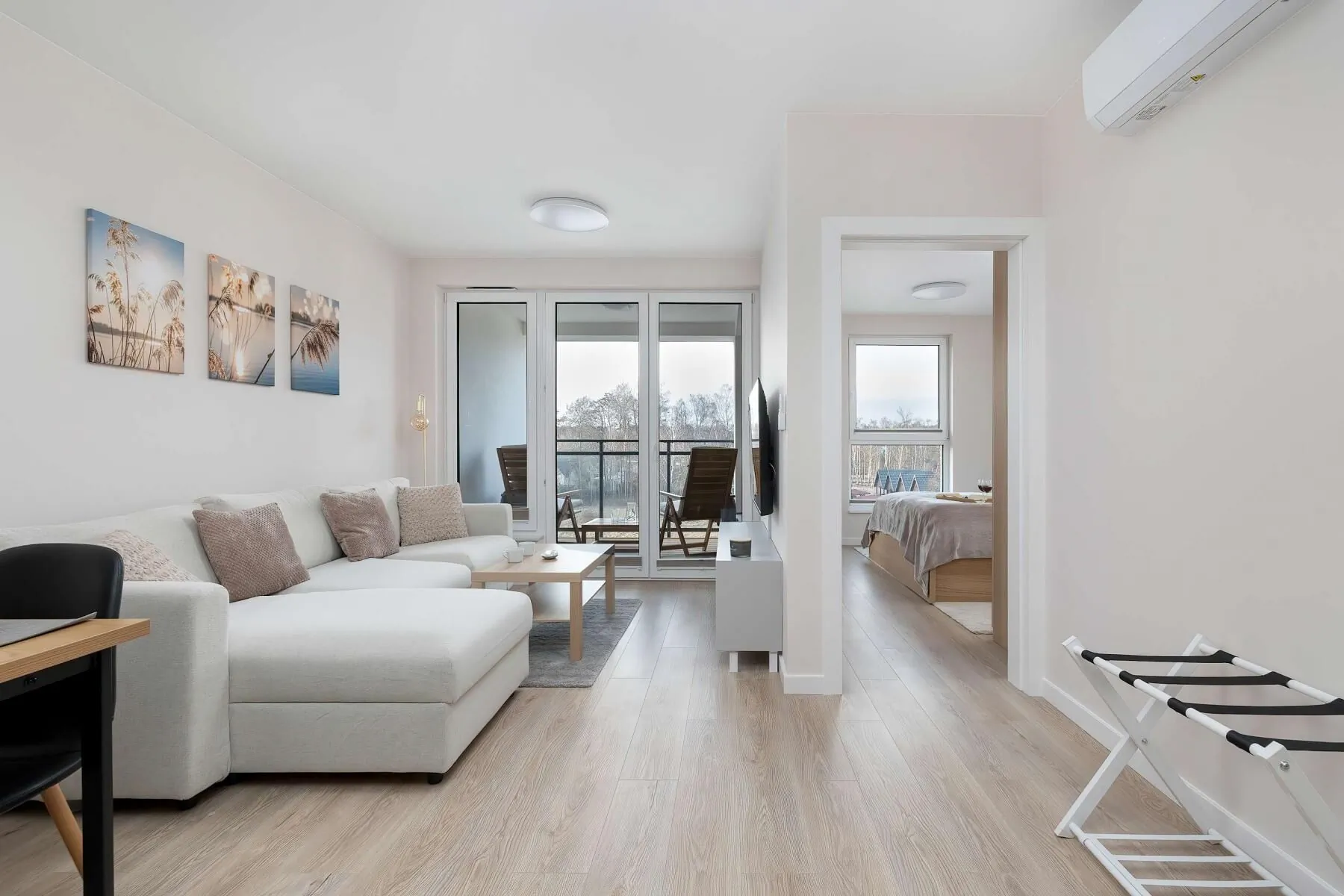 Enklawa 3 | Jasny Apartament | Balkon | Parking