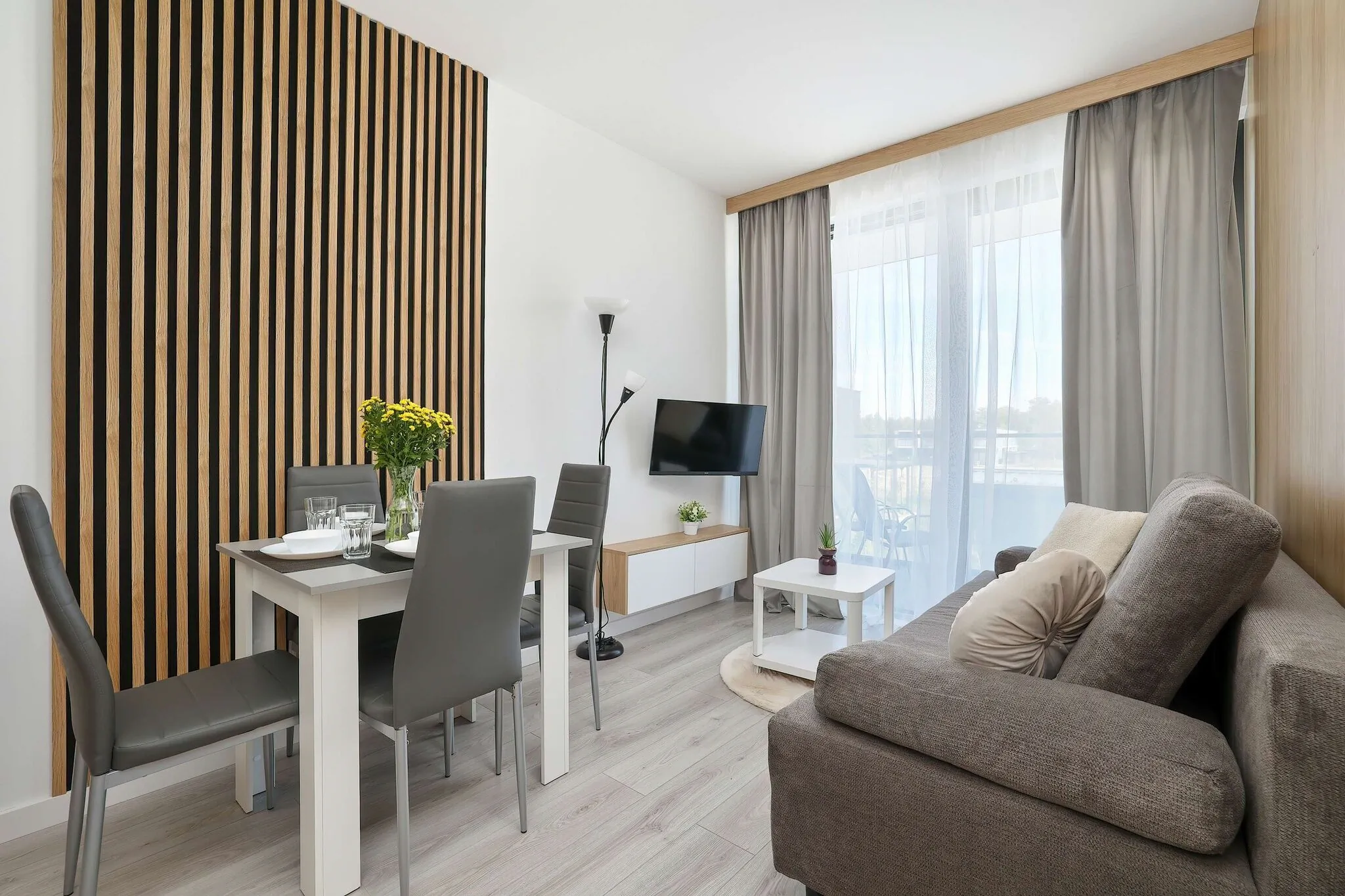 Art Lake | Stylowy Apartament z Parkingiem | Basen