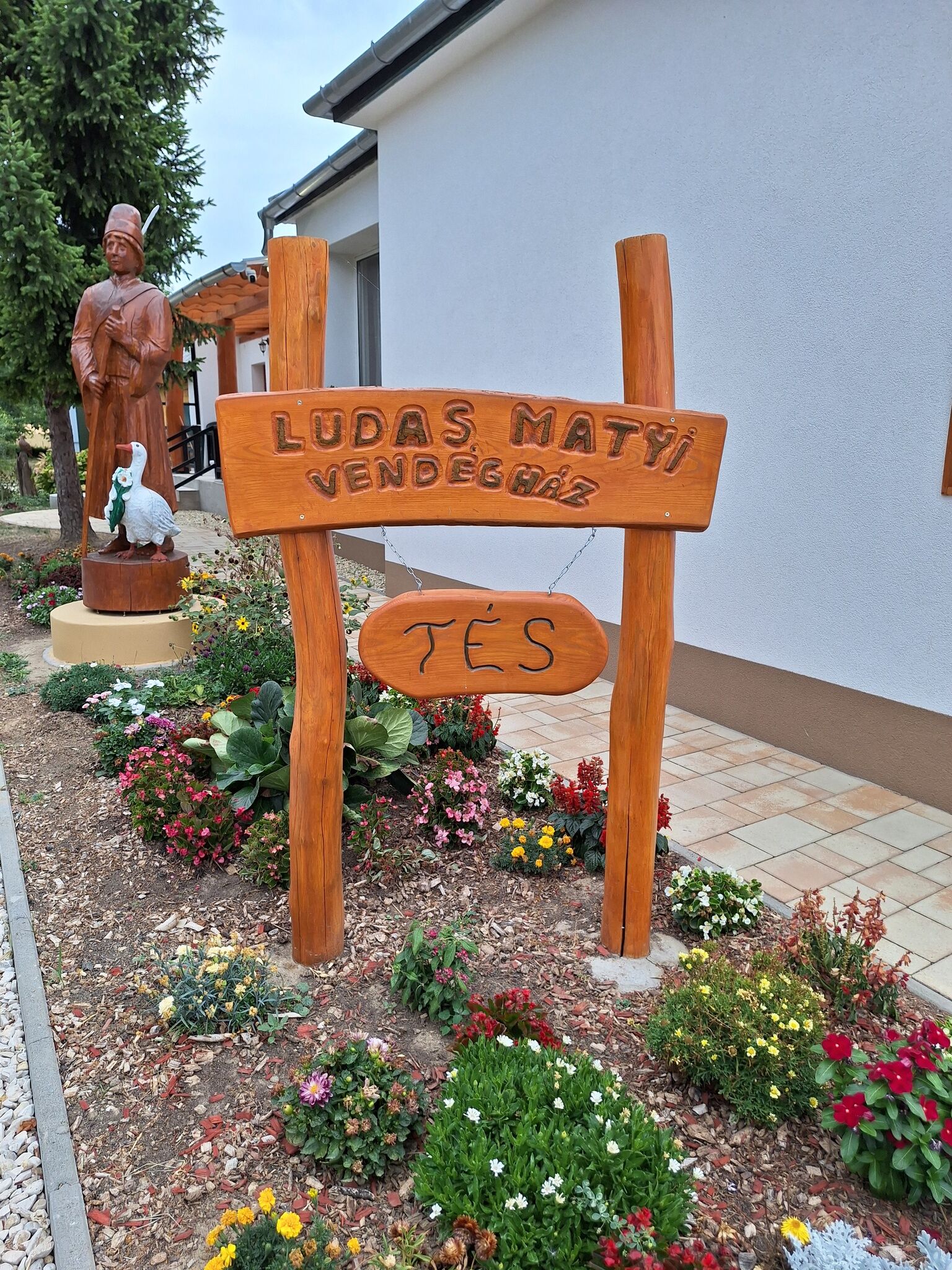 Lúdas Matyi Vendégház Tés