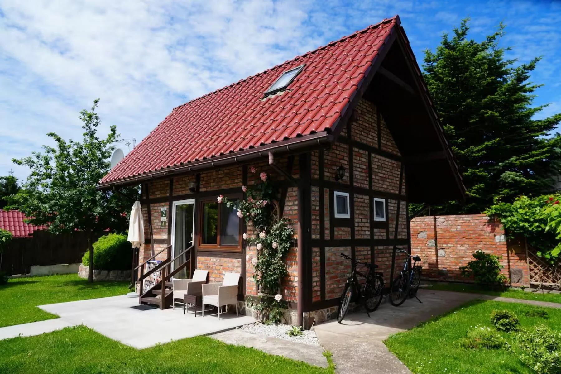 Domek nr 2 - widok na jezioro. Wolnostojący Kołczewo 