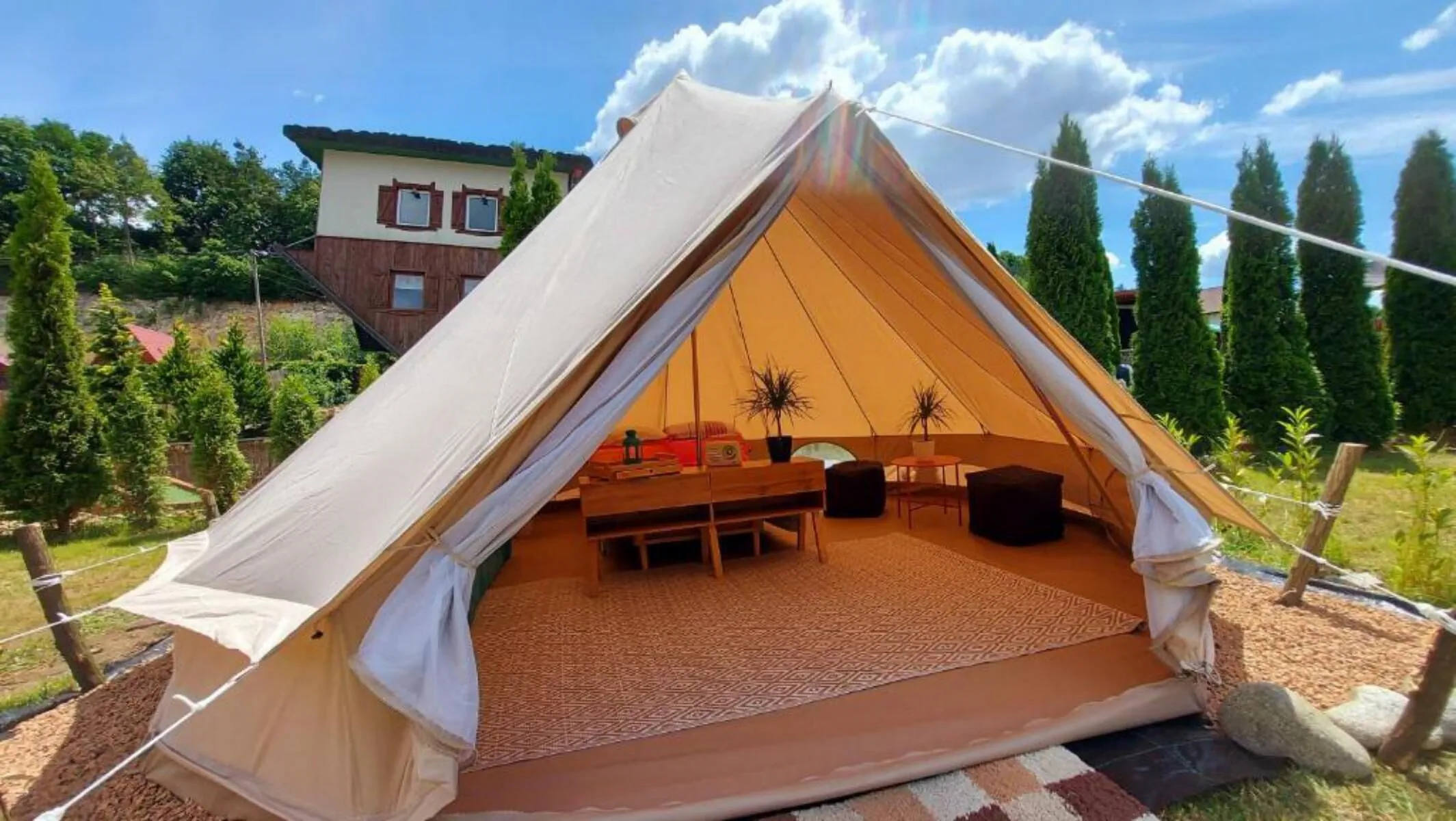 Dream Glamping - Wakacyjna Wioska - Namioty z ogrzewaniem Bałtów