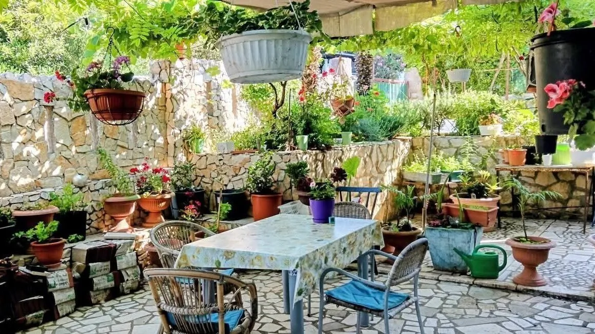 Apartments By The Sea Artatore, Lošinj - 27981 Artatore