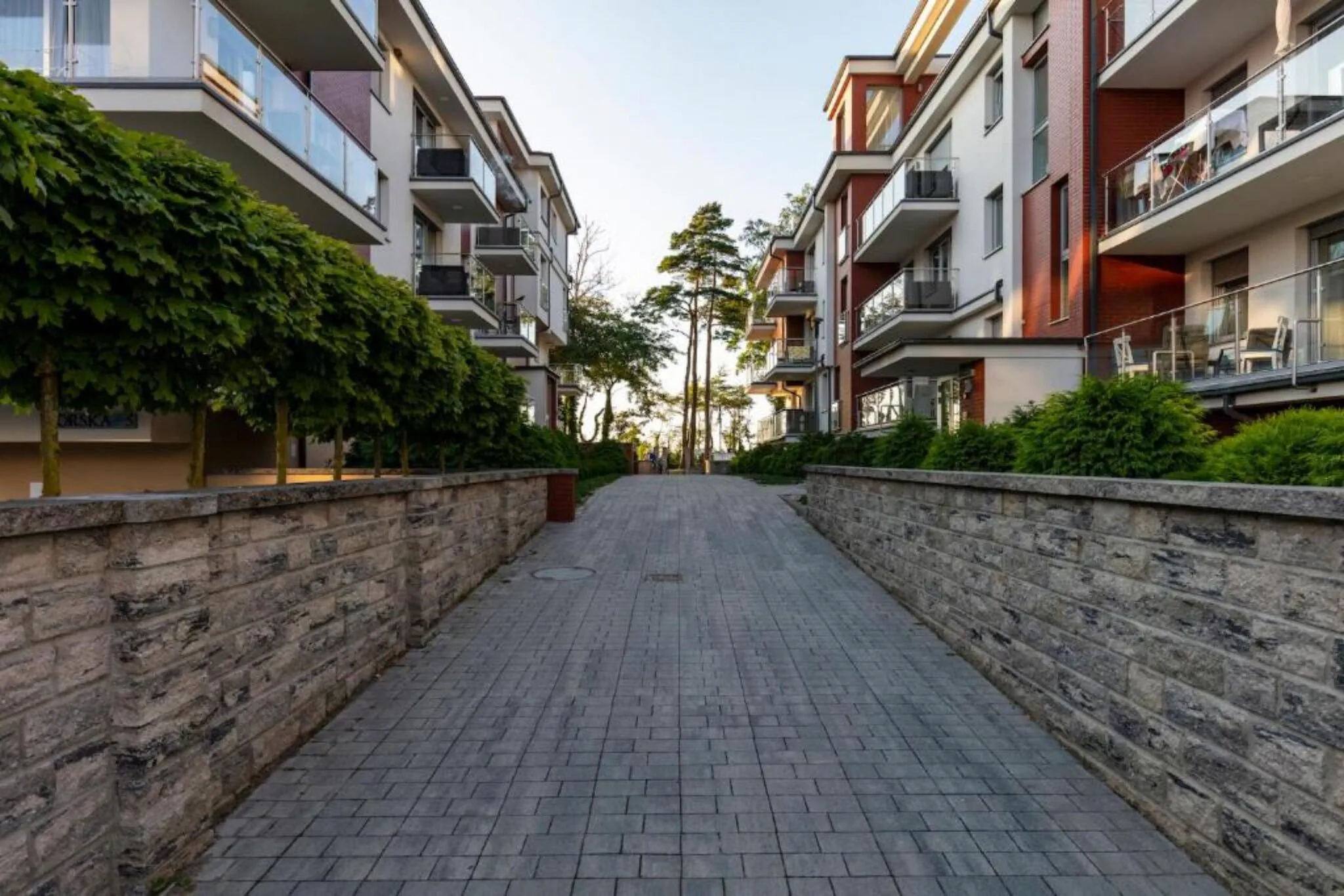 Apartament 7M Rewal z Basenem w jednym budynku, free parking