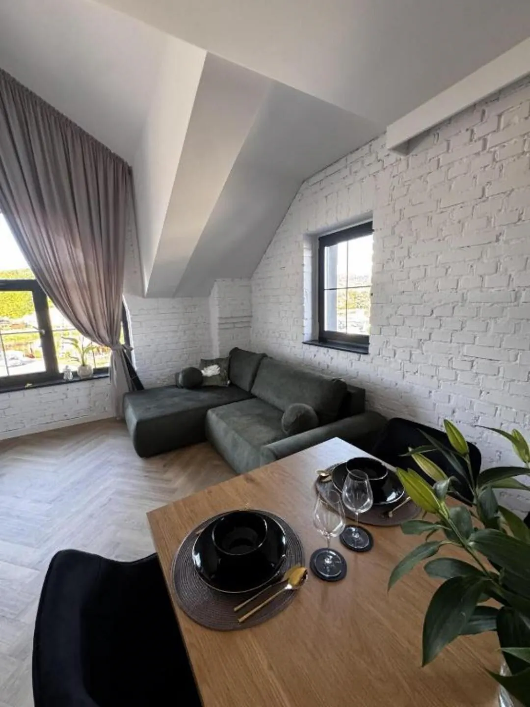Sanocka Przystań - apartamenty nad rzeką San z widokiem na Skansen i Bieszczady