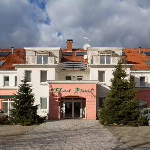 Hotel Platán Debrecen 001 kép