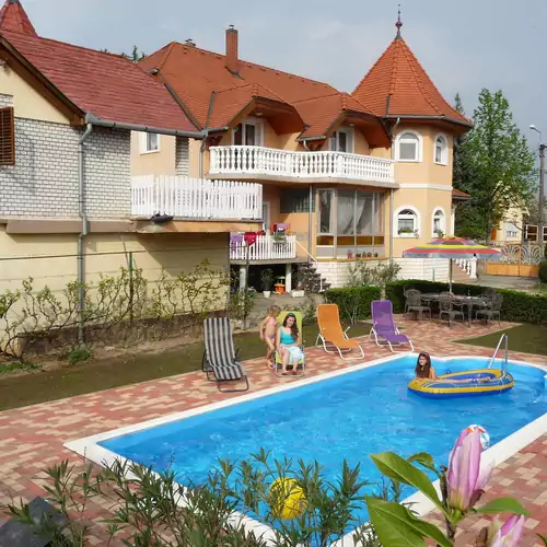 Joker Villa Apartmanház Hévíz 010 kép