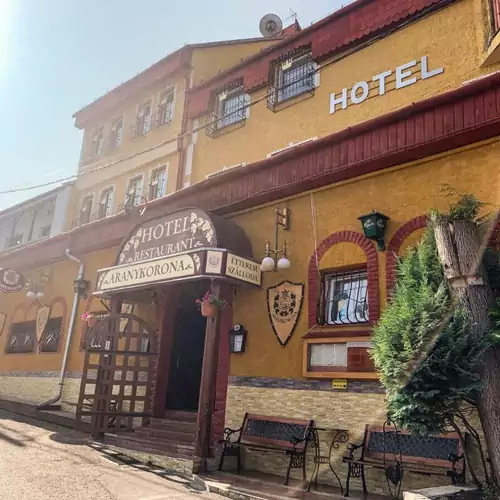 Aranykorona Hotel - Történelmi Étterem és Látványpince Miskolc **