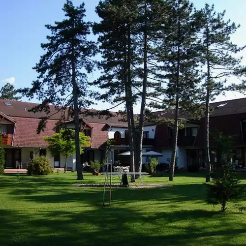 Hotel Kentaur Siófok 002 kép