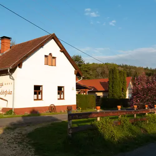 Tücsöktanya Vendégház Kétvölgy 002 kép