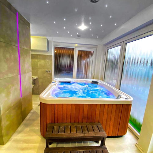 Privat jakuzzi és infraszauna. Egyedi bérlés   