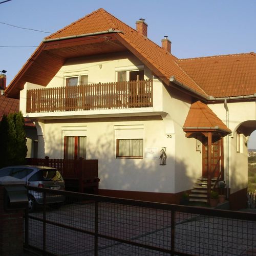 Kép az épületről