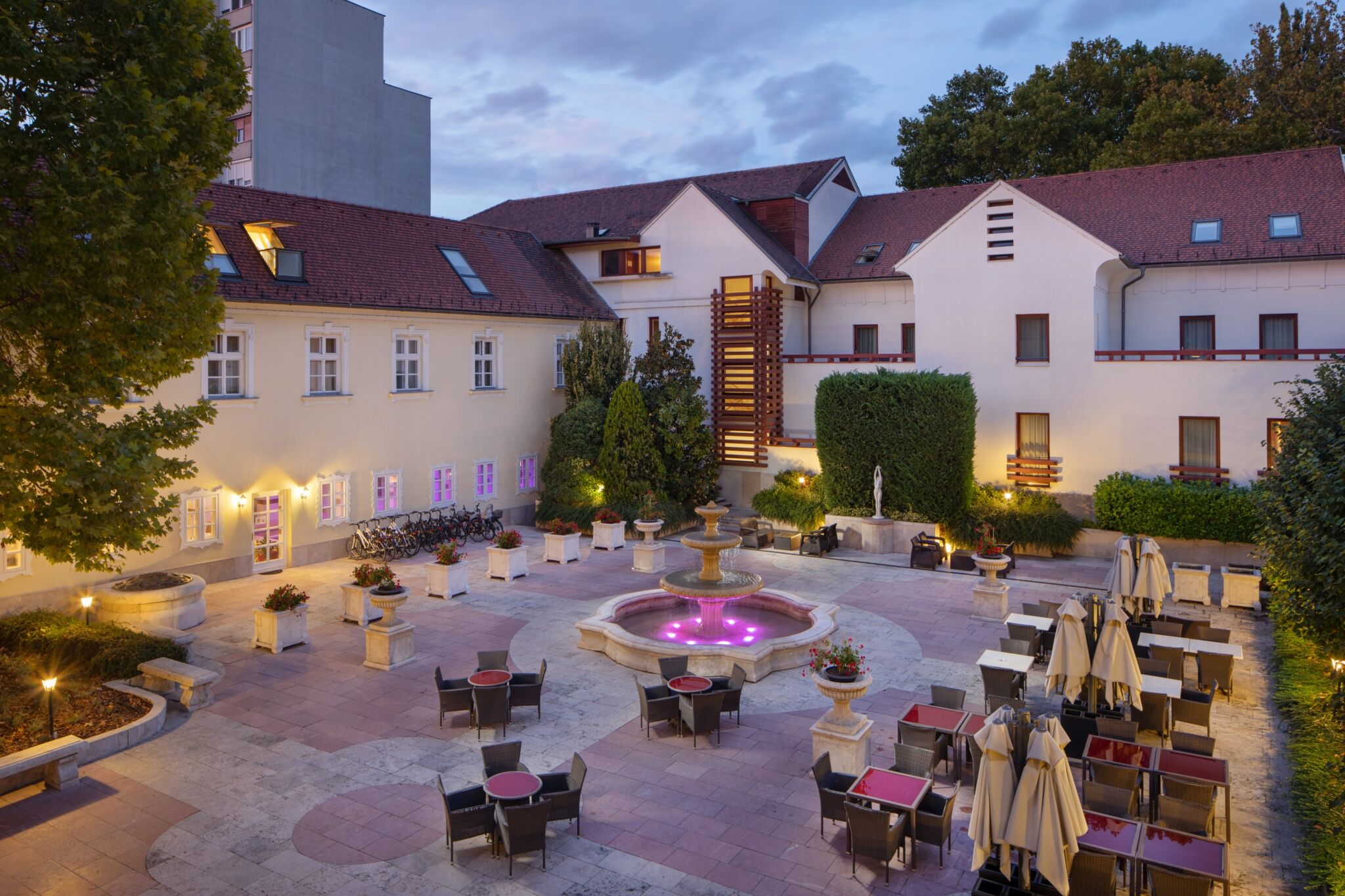 Kristály Imperial Hotel Tata