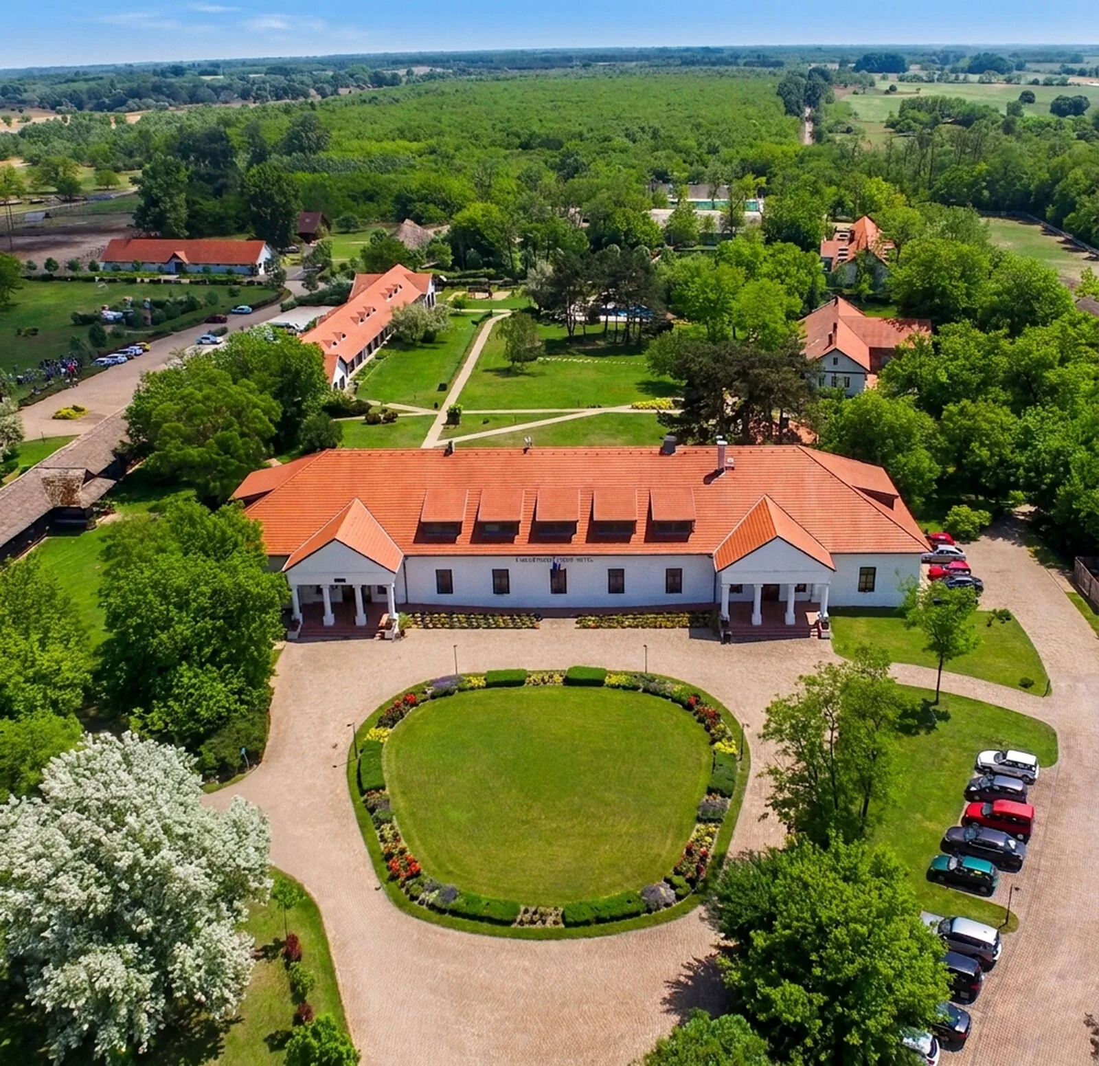 Sarlóspuszta Club Hotel Tatárszentgyörgy