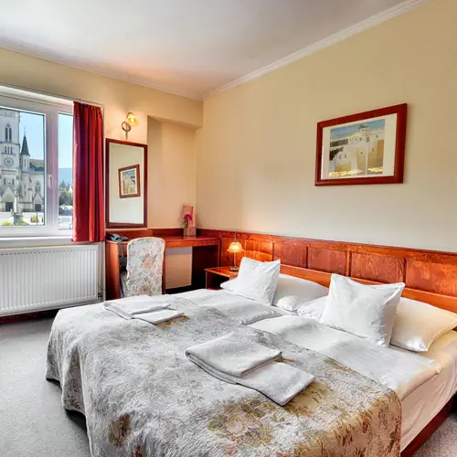 K&eacute;t&aacute;gyas Superior szoba