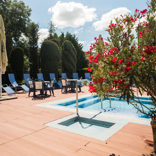 Garden Hotel Szolnok