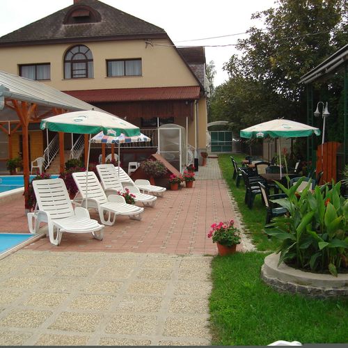 Gémes Vendégház Balatonszárszó  2