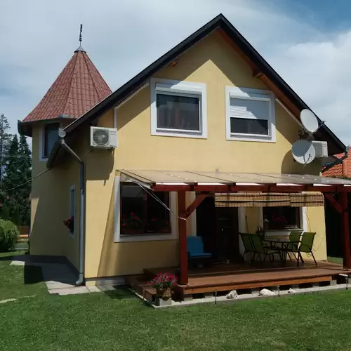 Hajas Familia Kiadó Szobák Balatonmáriafürdő 002 kép