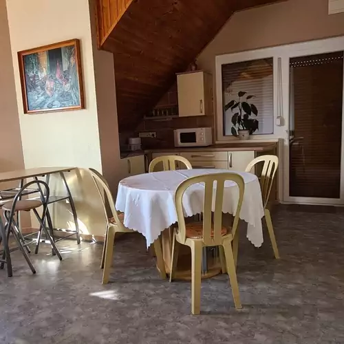Hajas Familia Kiadó Szobák Balatonmáriafürdő 019 kép
