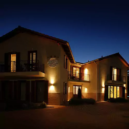 Hullám Villa Balatonmáriafürdő 020 kép