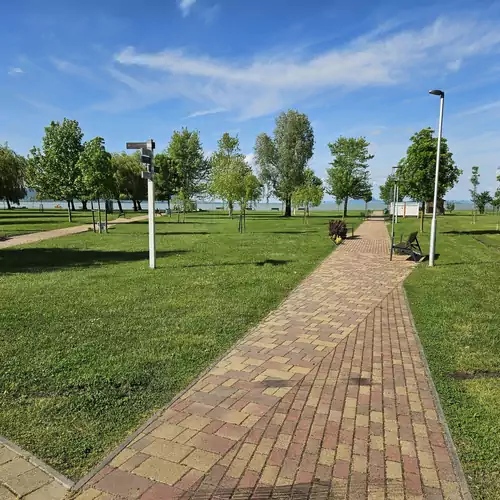 Hullám Villa Balatonmáriafürdő 045 kép