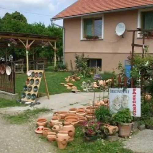 Fazekas műhely&uuml;nk