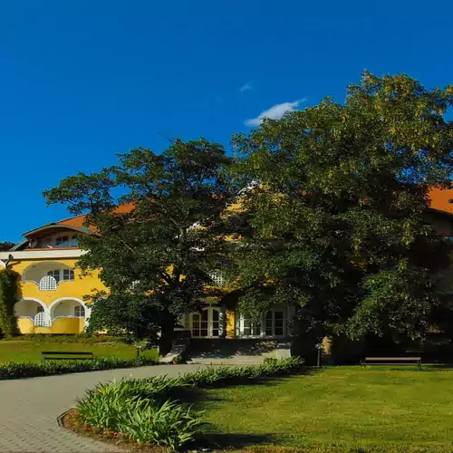 Cseri Kastély Szálloda és Étterem Tótvázsony 015 kép