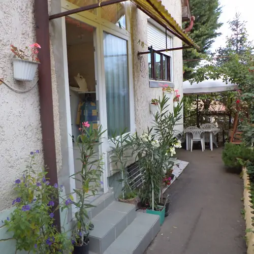 Kati apartman 1. bej&aacute;rat