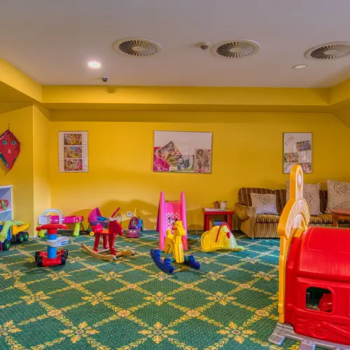 J&aacute;tsz&oacute;szoba