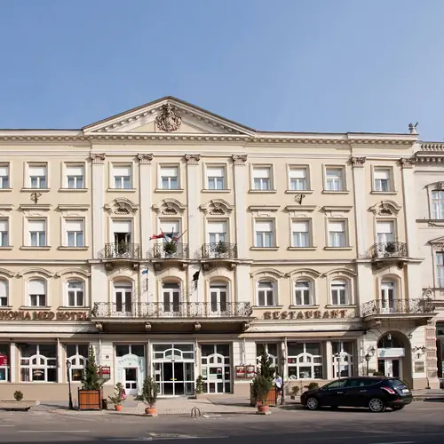Pannonia Hotel