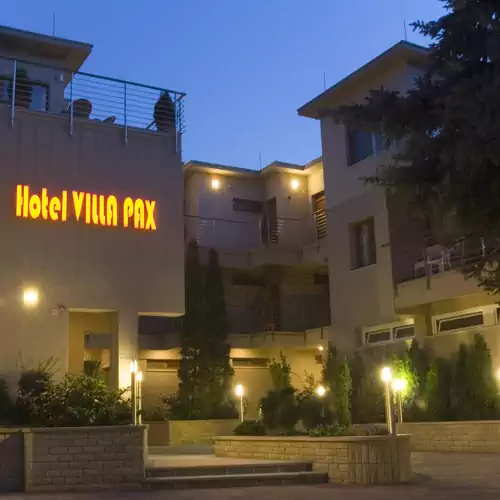Hotel Villa Pax Balatonalmádi 006 kép