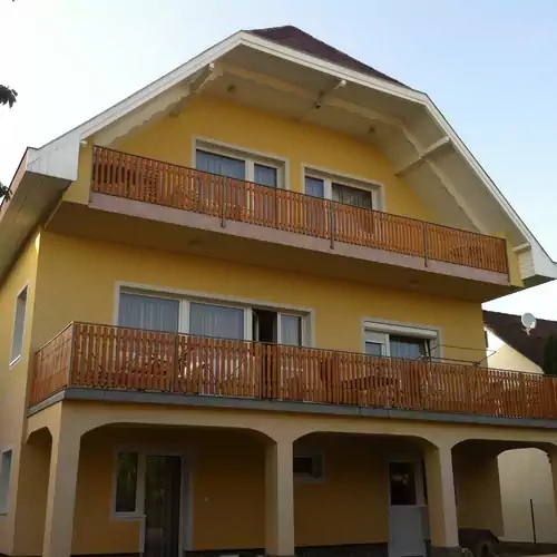 Sárga Apartmanház Balatonfüred 007 kép