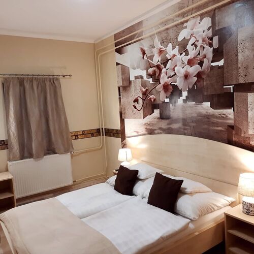 Társalgós, két szobás nagy apartman