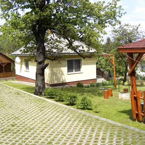 Flóra Apartman Parádsasvár 013 kép