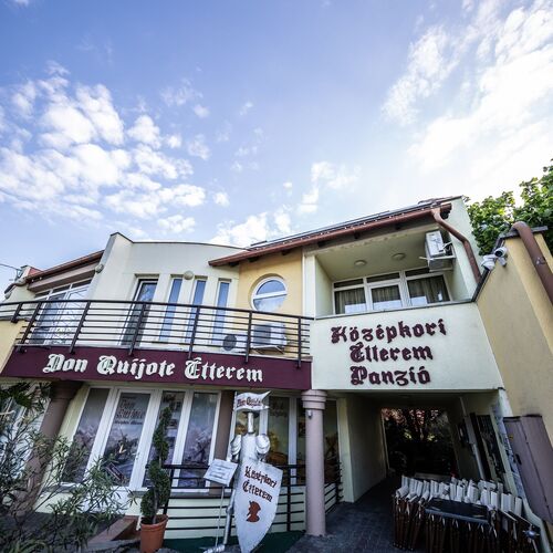  Don Quijote Középkori Fogadó Lenti