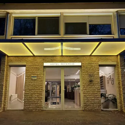 Öreg-tó Bungaló Tata 001 kép