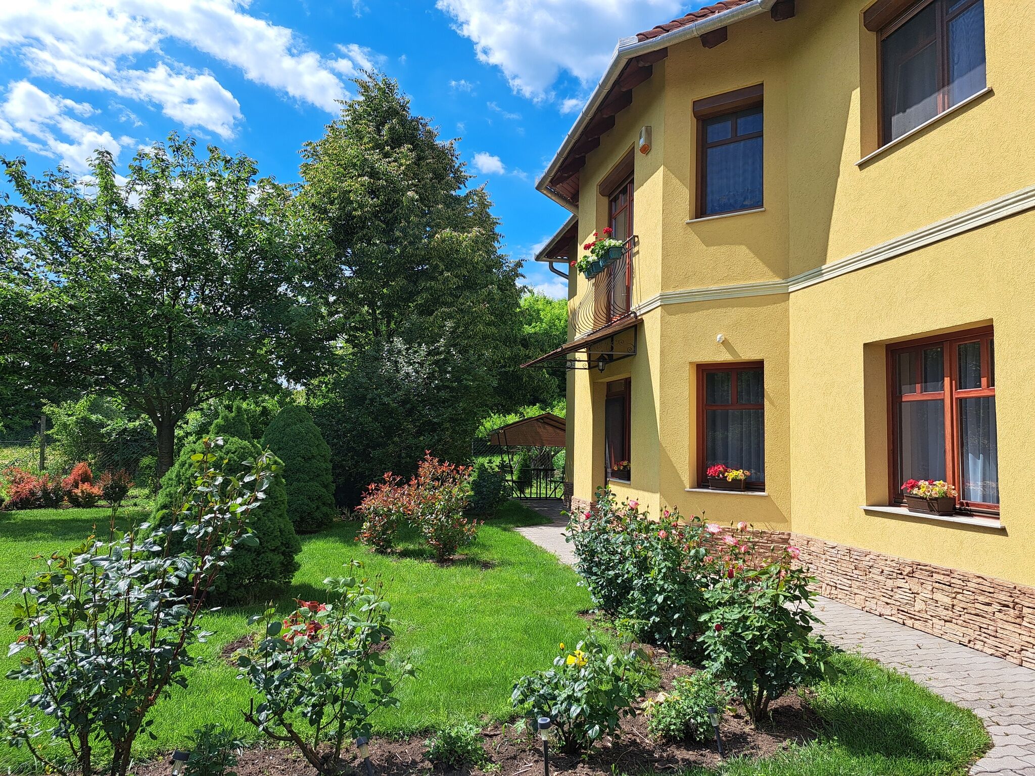 Völgy Apartman Eger
