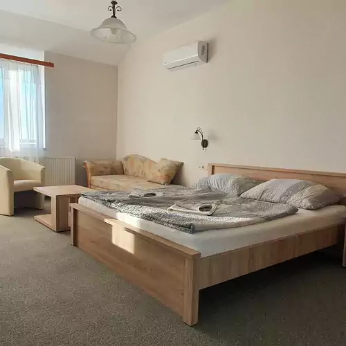 Karát Panzió Balatongyörök 005 kép