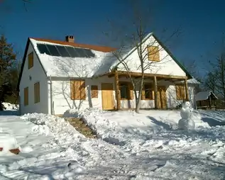 Lovastanya Vendégház Gyűrűfű-Ökofalu 004 kép