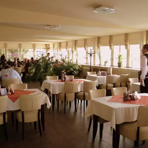 Nimród Hotel és Étterem Mosonmagyaróvár 007 kép
