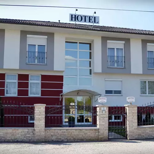 Weldi Hotel Győr 011 kép
