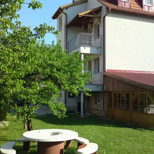Tip-Top Apartmanház Balatonfüred 004 kép