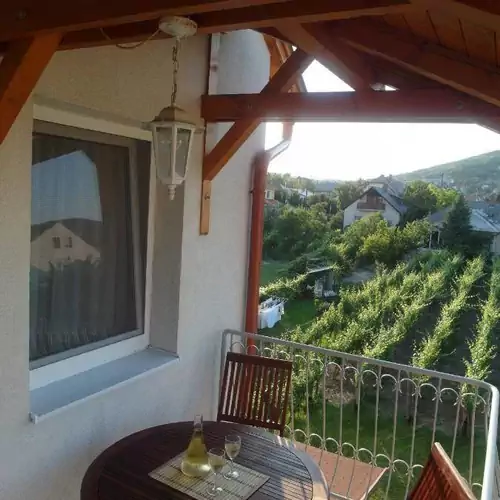 Tip-Top Apartmanház Balatonfüred 006 kép