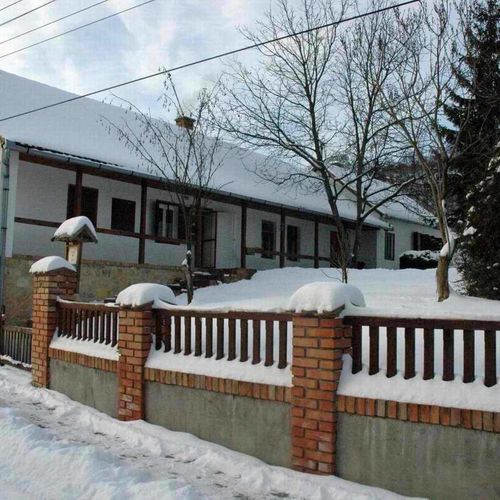 Zengőlak télen
