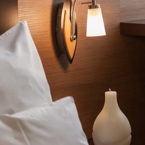 K&eacute;p szob&aacute;r&oacute;l