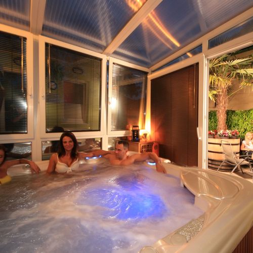 jacuzzi