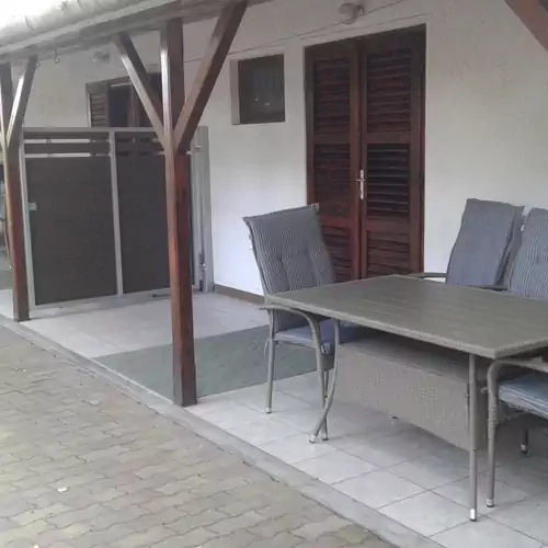 Kisház Apartman Tiszafüred 004 kép